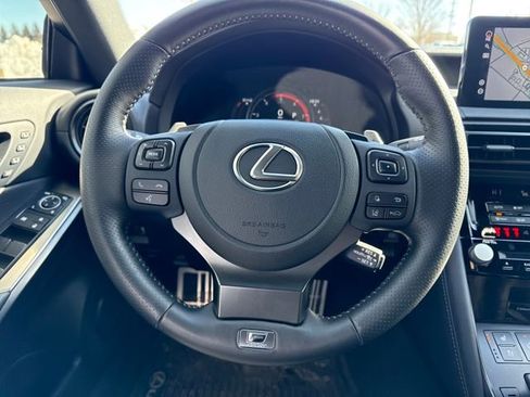 Used 2025 Lexus IS 500 image 17