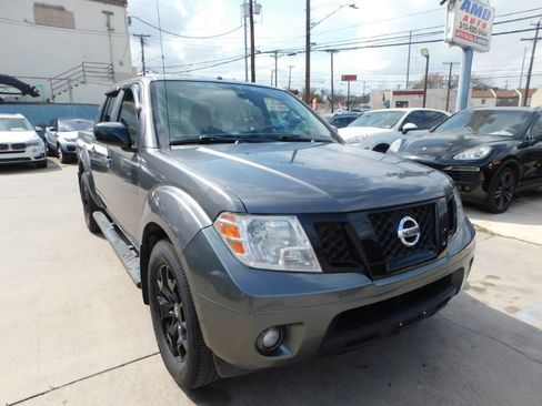 Used 2018 Nissan Frontier SV w/ Value Truck Package image 1