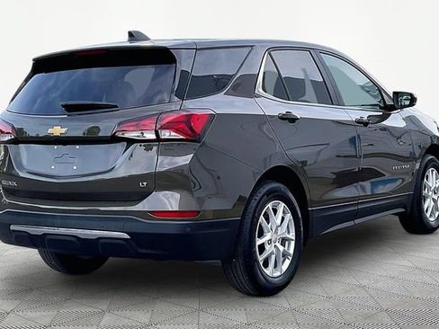 Used 2024 Chevrolet Equinox LT FWD image 5