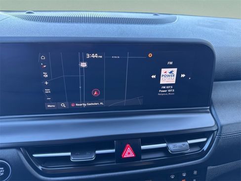 Used 2024 Kia Seltos EX image 12