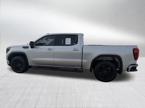 Used 2022 GMC Sierra 1500 Elevation w/ LPO, Elevation Black Package image 3