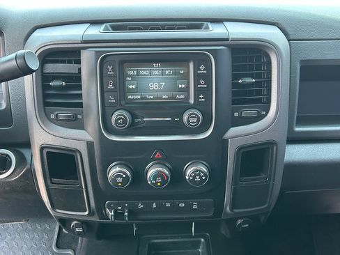 Used 2018 RAM 2500 Tradesman w/ Chrome Appearance Group AWD/4WD image 18