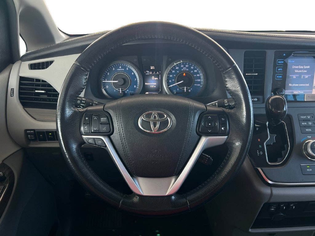 Used 2017 Toyota Sienna XLE w/ XLE Navigation Package AWD/4WD image 13