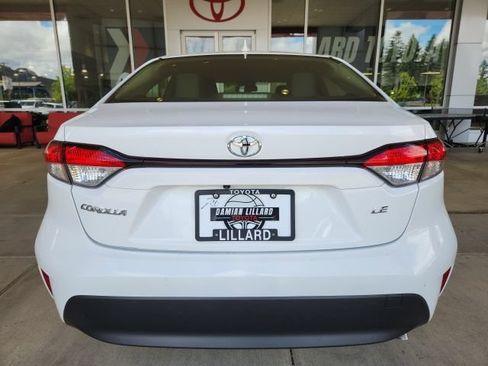 Certified 2024 Toyota Corolla LE w/ LE Convenience Package FWD image 9