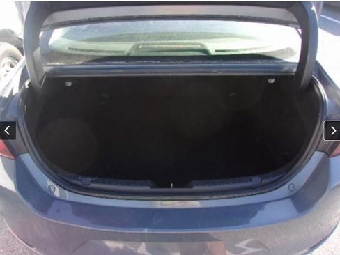 Used 2023 MAZDA MAZDA3 s image 10