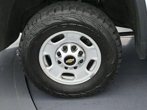 Used 2021 Chevrolet Silverado 2500 W/T w/ WT Convenience Package AWD/4WD image 31