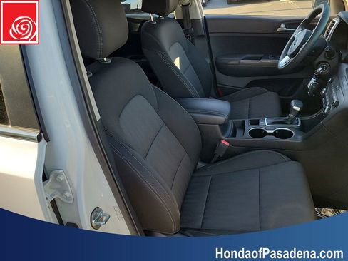 Used 2022 Kia Sportage LX AWD/4WD image 22