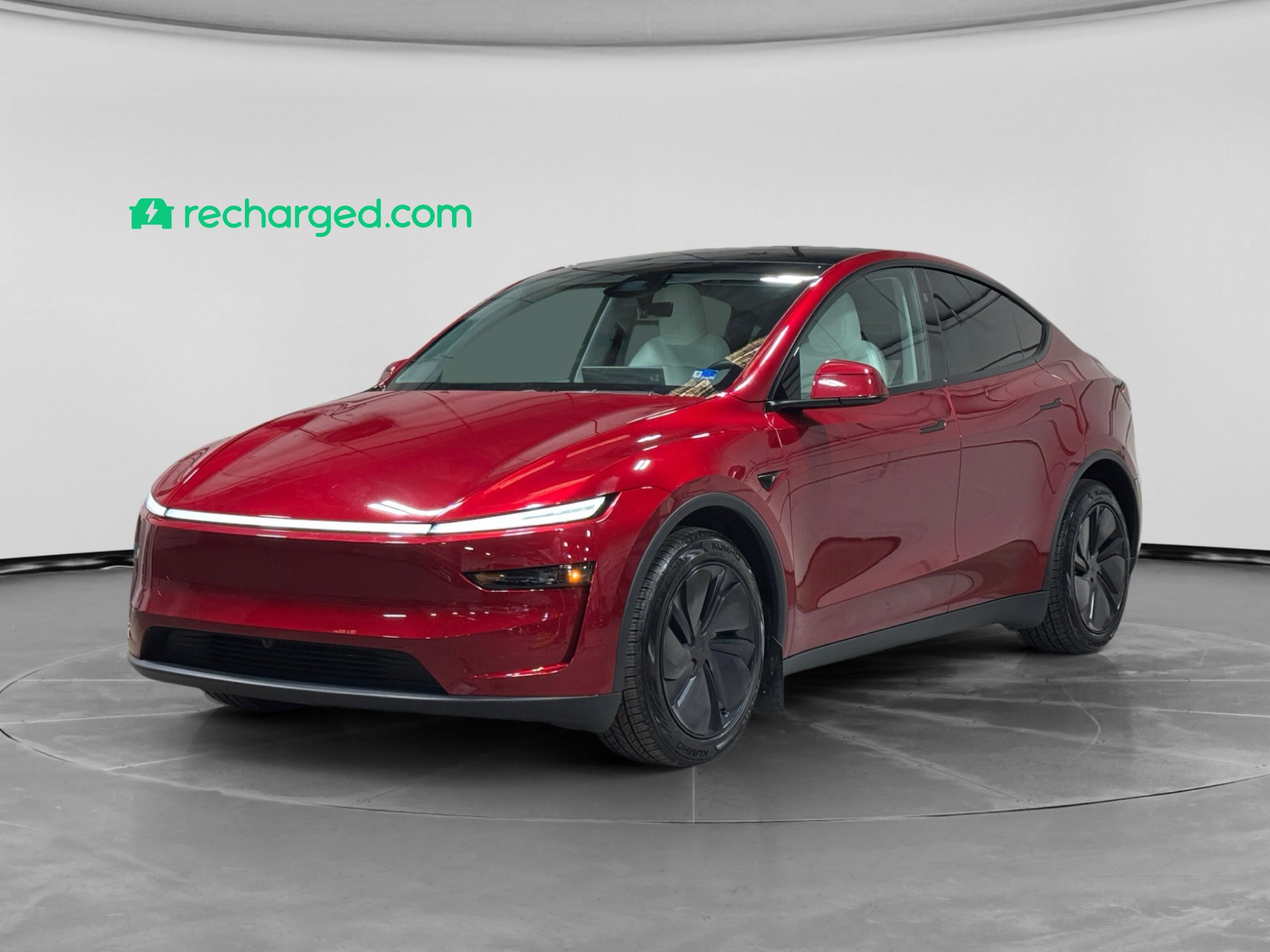 Used 2026 Tesla Model Y Long Range AWD/4WD image 1