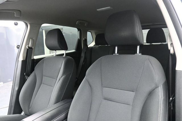 Used 2024 Nissan Rogue S AWD/4WD image 34