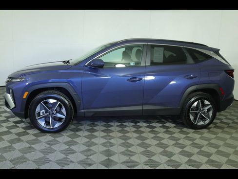 Used 2025 Hyundai Tucson SEL AWD/4WD image 18