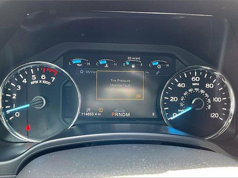 Used 2018 Ford F150 Platinum w/ Equipment Group 701A Luxury image 21