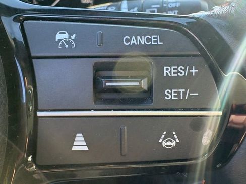 Used 2023 Honda HR-V Sport image 12