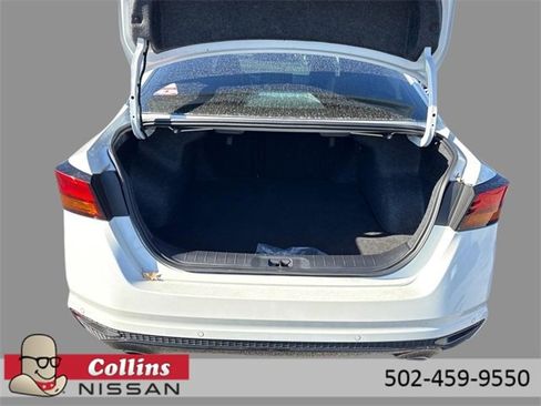 Certified 2025 Nissan Altima 2.5 SR w/ SR Premium Package image 8