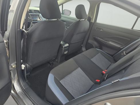 Used 2025 Nissan Versa SV FWD image 12