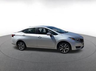 Used 2025 Nissan Versa SV video 2