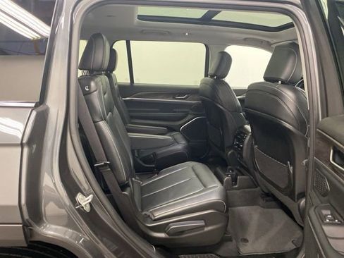 Used 2022 Jeep Grand Cherokee L Limited w/ Trailer Tow Group (B) image 31