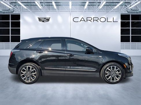 Certified 2021 Cadillac XT5 Sportv image 3