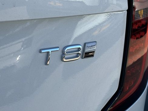 New 2026 Volvo XC90 T8 Plus w/ Protection Package Premier image 24