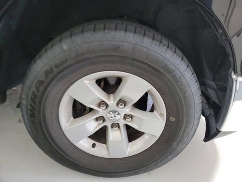 Used 2024 RAM 1500 Classic SLT AWD/4WD image 4