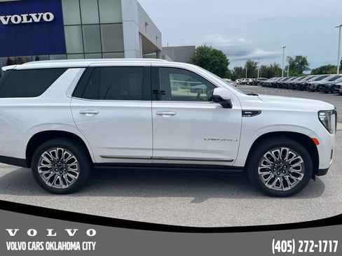 Used 2023 GMC Yukon Denali Ultimate AWD/4WD image 4