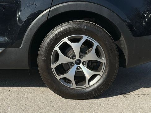 Used 2022 Kia Telluride EX image 5