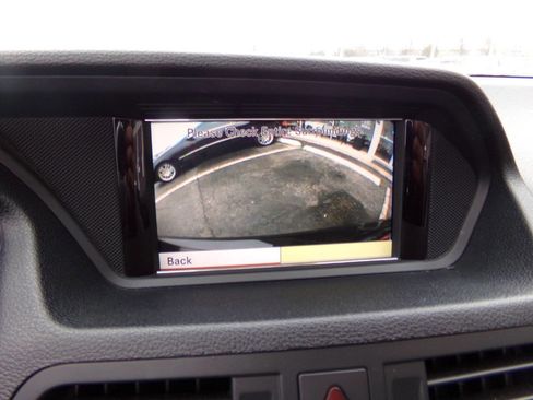 Used 2012 Mercedes-Benz E 550 Cabriolet w/ Appearance Pkg image 59