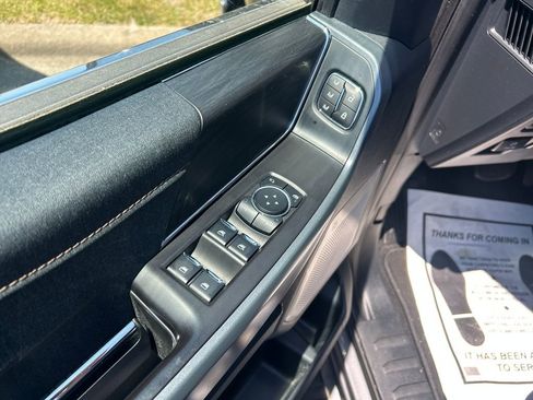 Used 2024 Ford F150 Lariat AWD/4WD image 13