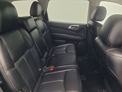 Used 2017 Nissan Pathfinder SL w/ SL Premium Package image 19