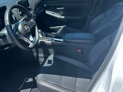 Certified 2025 Nissan Sentra SR w/ SR Premium Package FWD image 13