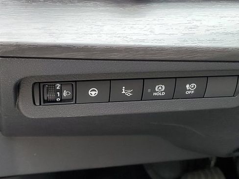 Certified 2023 Nissan Ariya AWD image 8