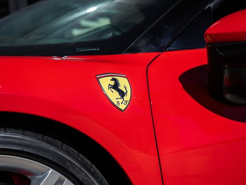 Used 2025 Ferrari 296 GTB RWD image 15