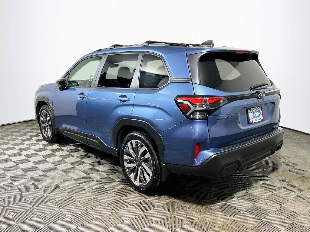 Certified 2025 Subaru Forester Touring w/ Popular Package - Touring AWD/4WD image 5