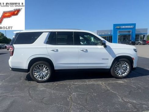 Used 2023 Chevrolet Tahoe Premier AWD/4WD image 9