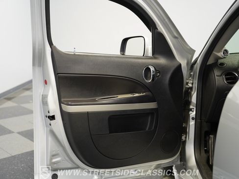 Used 2009 Chevrolet HHR SS FWD image 38