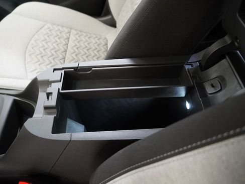 Used 2024 Chevrolet Equinox LS w/ LS Convenience Package FWD image 24