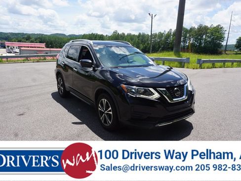 Used 2020 Nissan Rogue SV w/ Premium Package FWD image 1