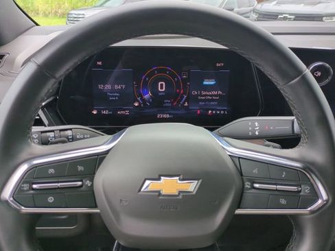 Used 2025 Chevrolet Tahoe LT AWD/4WD image 32