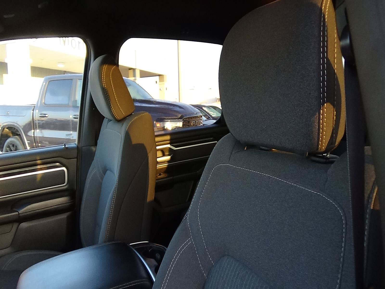 Used 2020 RAM 1500 Big Horn AWD/4WD image 18