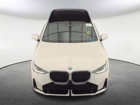 Used 2025 BMW X3 xDrive30i AWD/4WD image 2