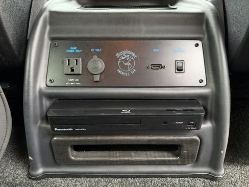 Used 2024 Ford Transit 250 148 Medium Roof Extended AWD image 17