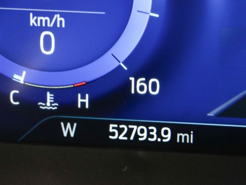 Used 2021 Ford Explorer ST w/ ST Street Pack image 16