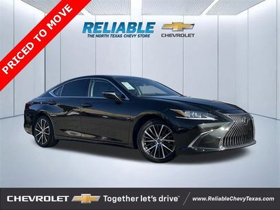 Used 2022 Lexus ES 300h w/ Premium Package