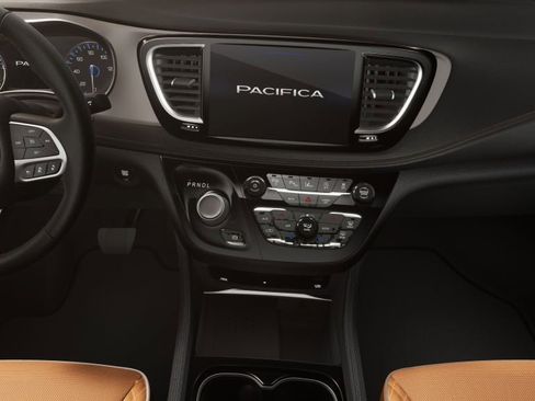New 2026 Chrysler Pacifica Pinnacle image 5