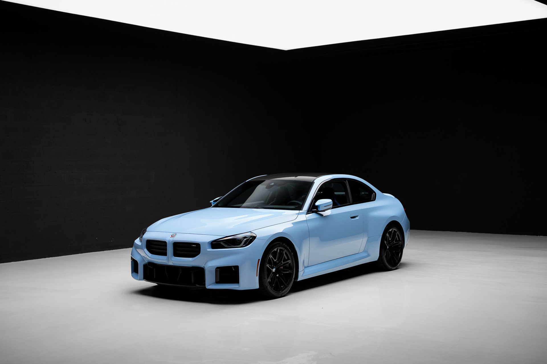 Used 2024 BMW M2 w/ Carbon Package RWD image 4