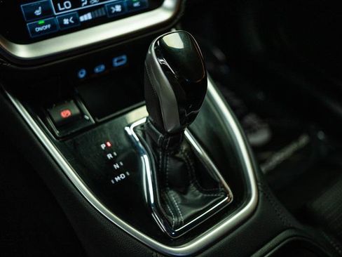 Used 2023 Subaru Outback Premium image 22