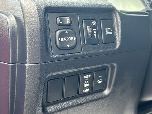 Used 2024 Toyota 4Runner SR5 AWD/4WD image 15