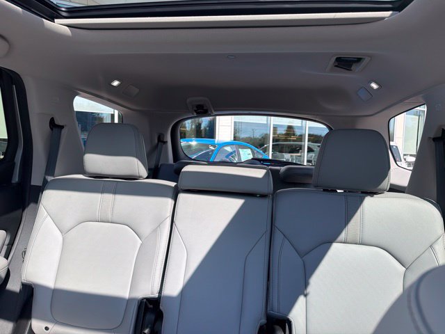 Certified 2023 Honda Pilot Touring image 18