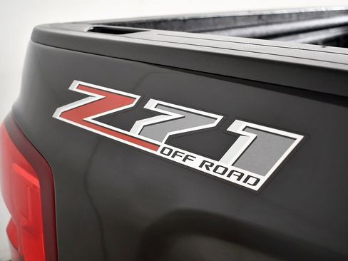 Used 2017 Chevrolet Silverado 1500 LTZ Z71 w/ LTZ Plus Package image 16