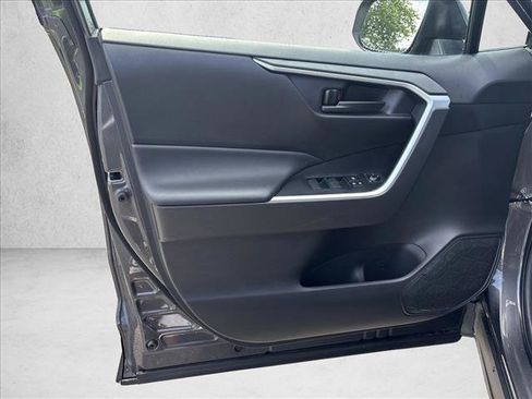 Certified 2025 Toyota RAV4 LE FWD image 11