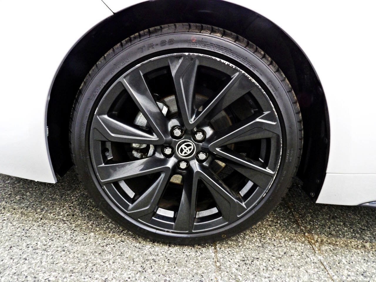 Used 2023 Toyota Corolla SE FWD image 18